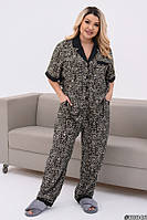 Стильний домашній комплект двійка сорочка та брюки леопардового кольору великого розміру / батал 48-50