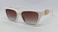 Versace жіночі сонцезахисні окуляри в білій оправі з золотим логотипом