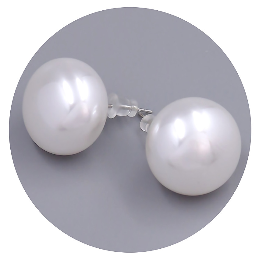 Сережки-гвоздики FJ. Родій. Камені: білі перли. Діаметр: 20 мм