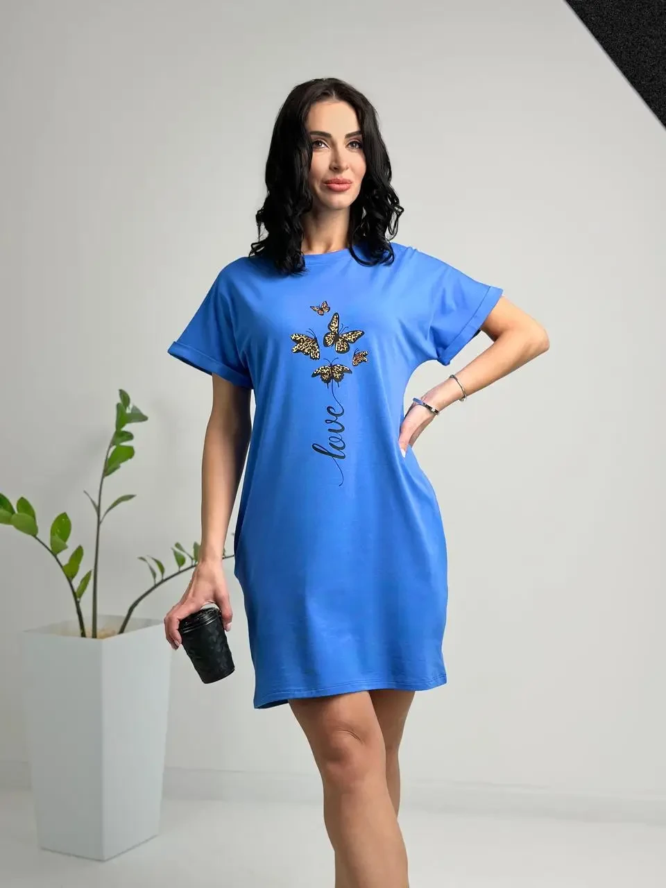 Яскрава літня жіноча сукня з круглою горловиною з бічними кишенями, фото 1