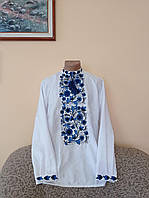 Вышитая рубашка для мужчин с синим орнаментом "Синий Листочек"