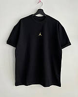 Мужская футболка черная оверсайз с логотипом на груди Джордан Sensey Чоловіча футболка чорна оверсайз з