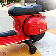 Дитячий електромотоцикл скутер Vespa (червоний колір), фото 4
