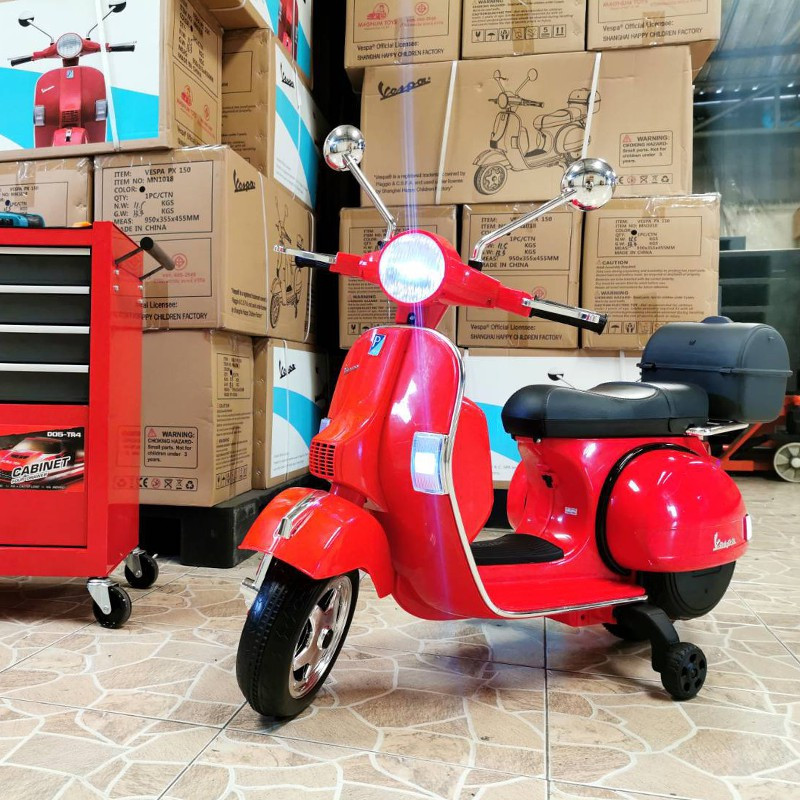 Дитячий електромотоцикл скутер Vespa (червоний колір), фото 1