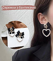 Сережки с камушком и бантиками праздничные черный цвет бижутерия Fashion Jewerly (АА)