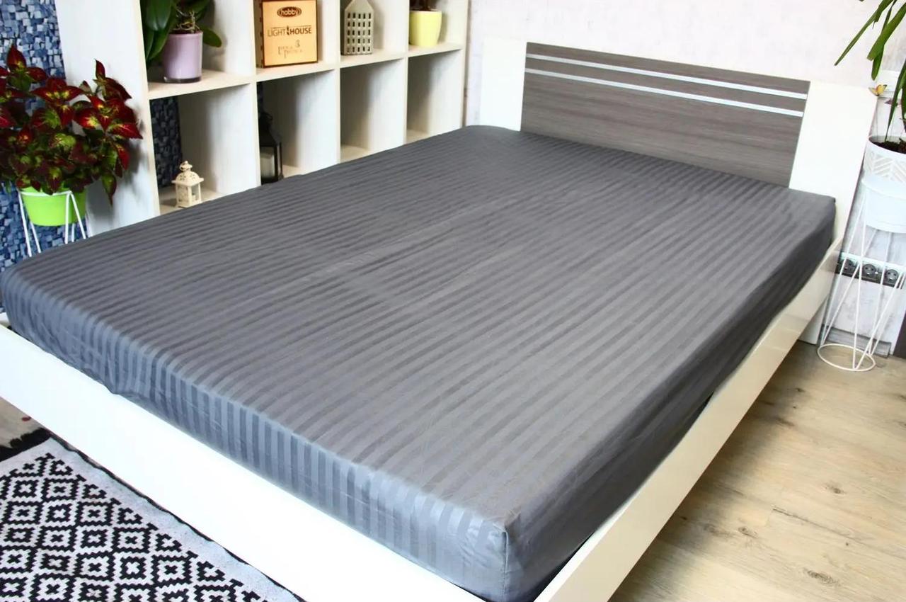 Полуторне простирадло на резинці 120х190х20, страйп-сатин сірого кольору