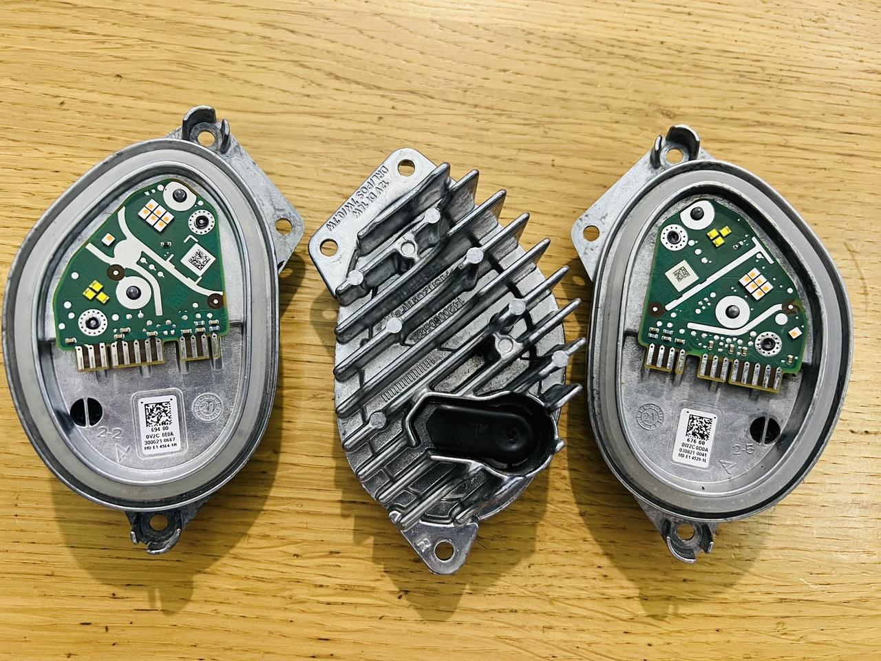 Оригінальний LED модуль поворота BMW G05 USA L R 63119477989 63119477990
