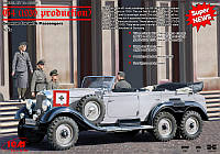 Германский легковой автомобиль G4 (производства 1939 г.) с пассажирами ish