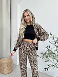 Жіночий спортивний костюм на змійці з капюшоном принт леопард, фото 4