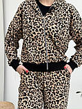 Жіночий спортивний костюм на змійці з капюшоном принт леопард, фото 5