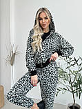 Жіночий спортивний костюм на змійці з капюшоном принт м'ятний леопард, фото 4