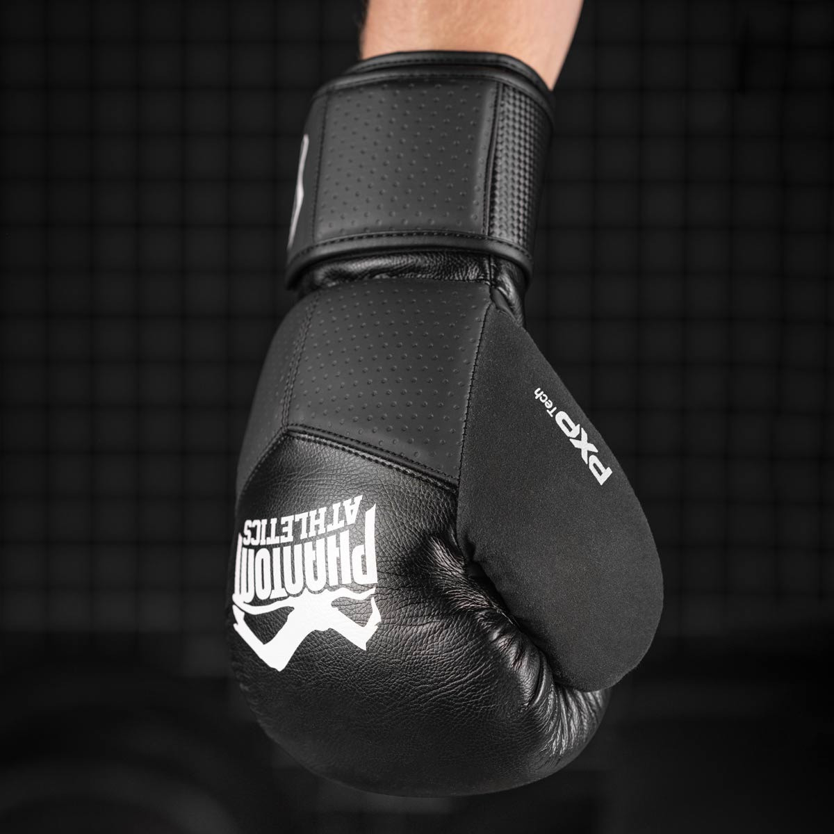 Боксерские перчатки Phantom RIOT Pro Black 14 унций (бинты в подарок) PRO_4000 - фото 8 - id-p2182653531