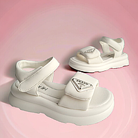 Дитячі босоніжки білі ошатні відкриті сандалії, літнє взуття легкі для дівчаток у розмірі 32-37