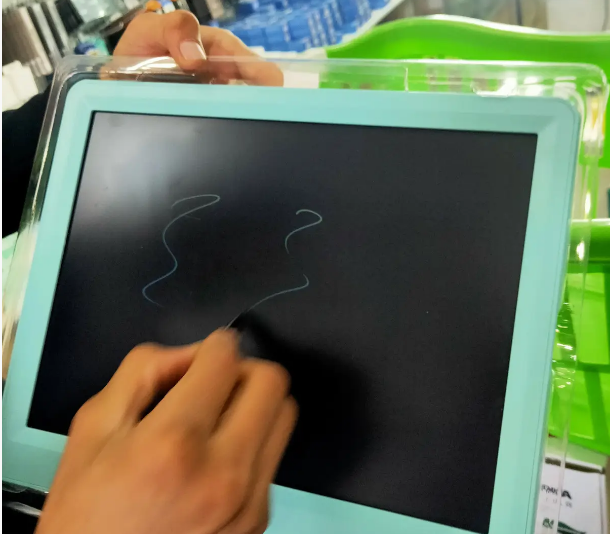 Детская графическая LCD-доска планшет для рисования со стилусом 14 дюймов BTB6 Writing Tablet - фото 10 - id-p2182921656