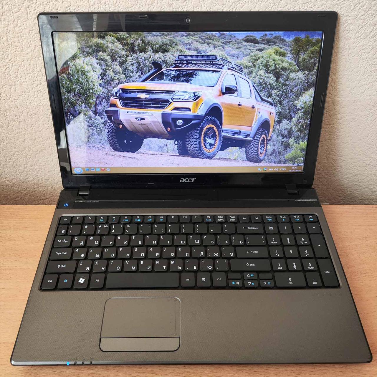 Ноутбук Acer Aspire 5750G 15.6" i5-2450M /6Gb DDR3/500 Gb HDD/ GeForce GT 630M 1Gb