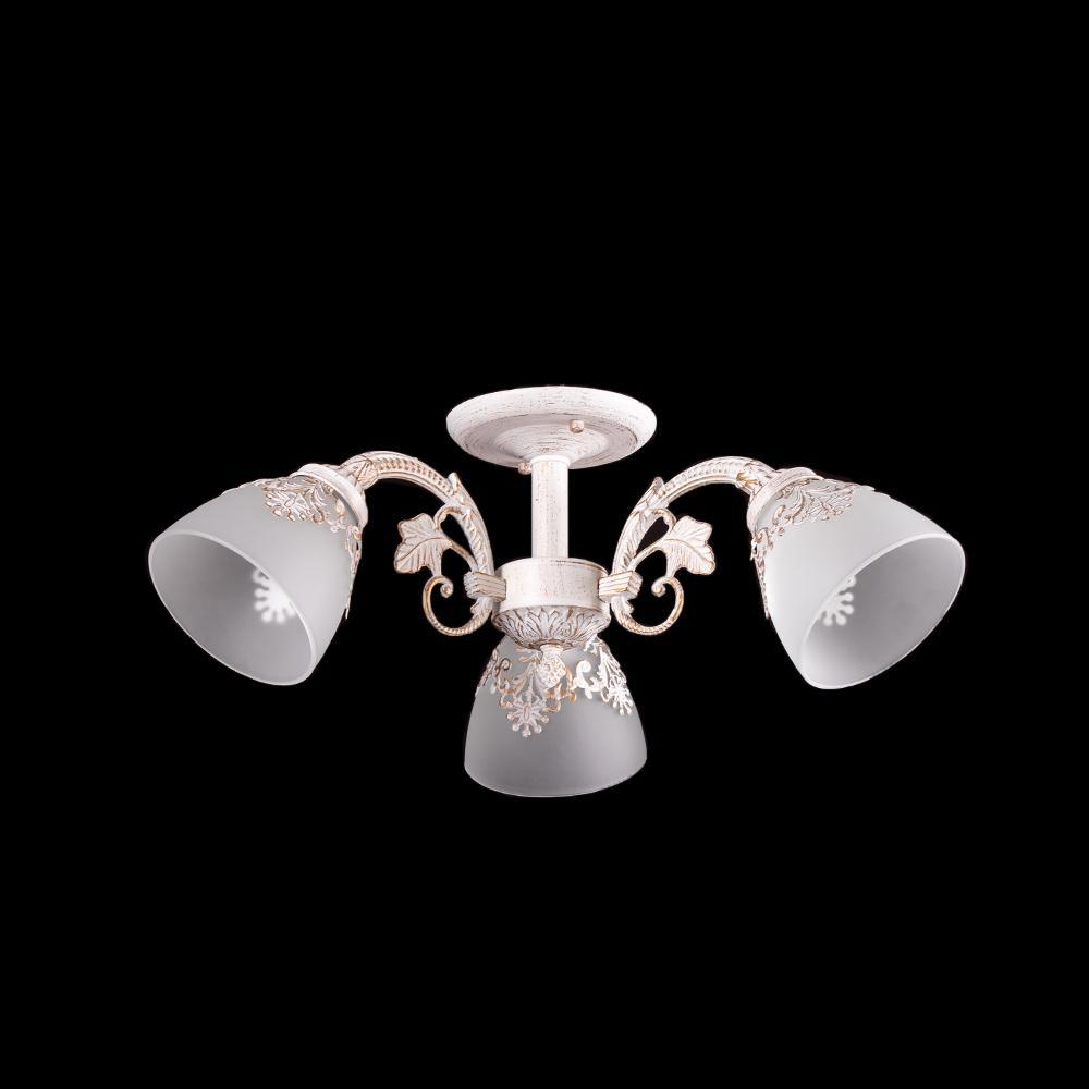 Люстра стельова на три плафони