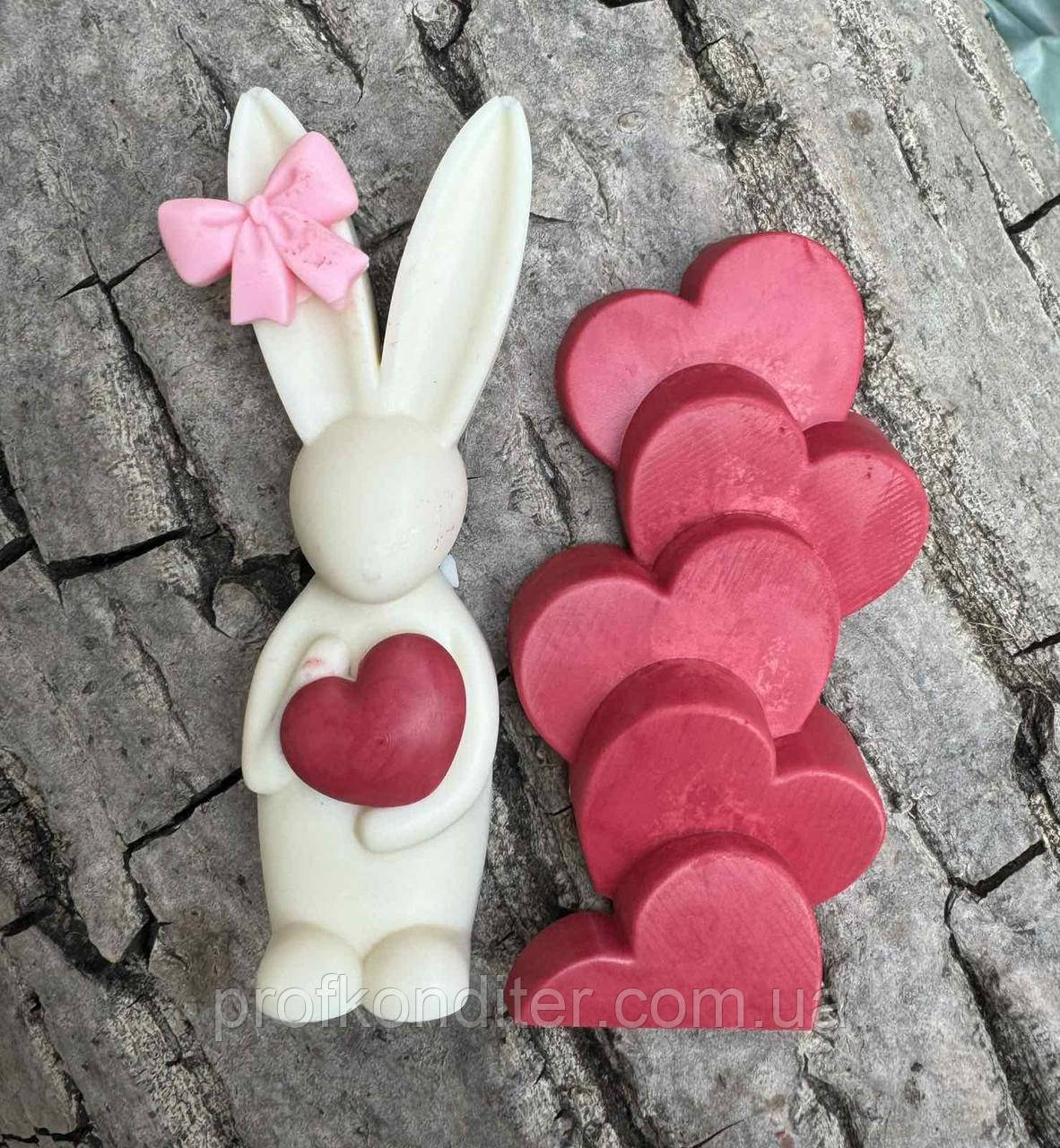 Ексклюзив. Силіконовий молд для шоколаду, мастіки, карамелі та ін "Зайка з серцем та сердечною композицією", фото 1
