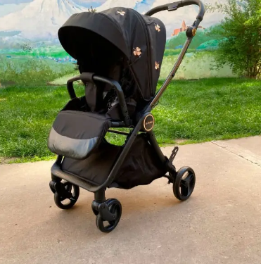 Коляска прогулянкова ME 1078 VERSA Clover Black