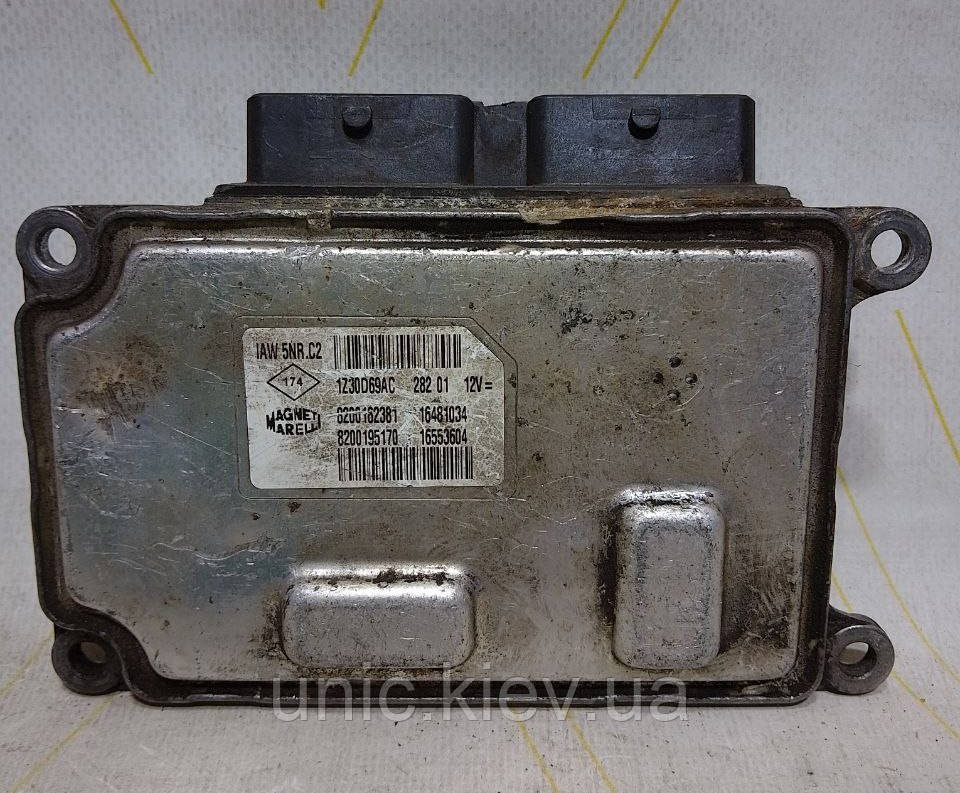 Блок керування двигуном Renault Clio II 1.2 б/в 8200162381