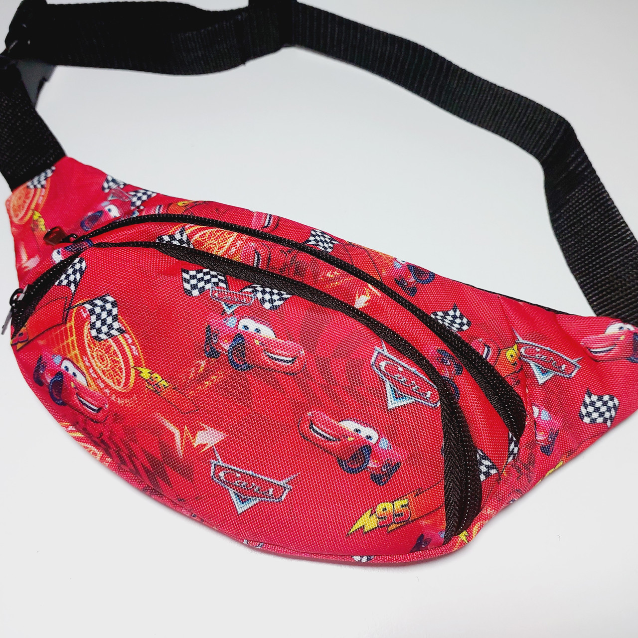 Поясна сумка бананка дитяча для хлопчика червона текстильна яскравий принт тачки, фото 1