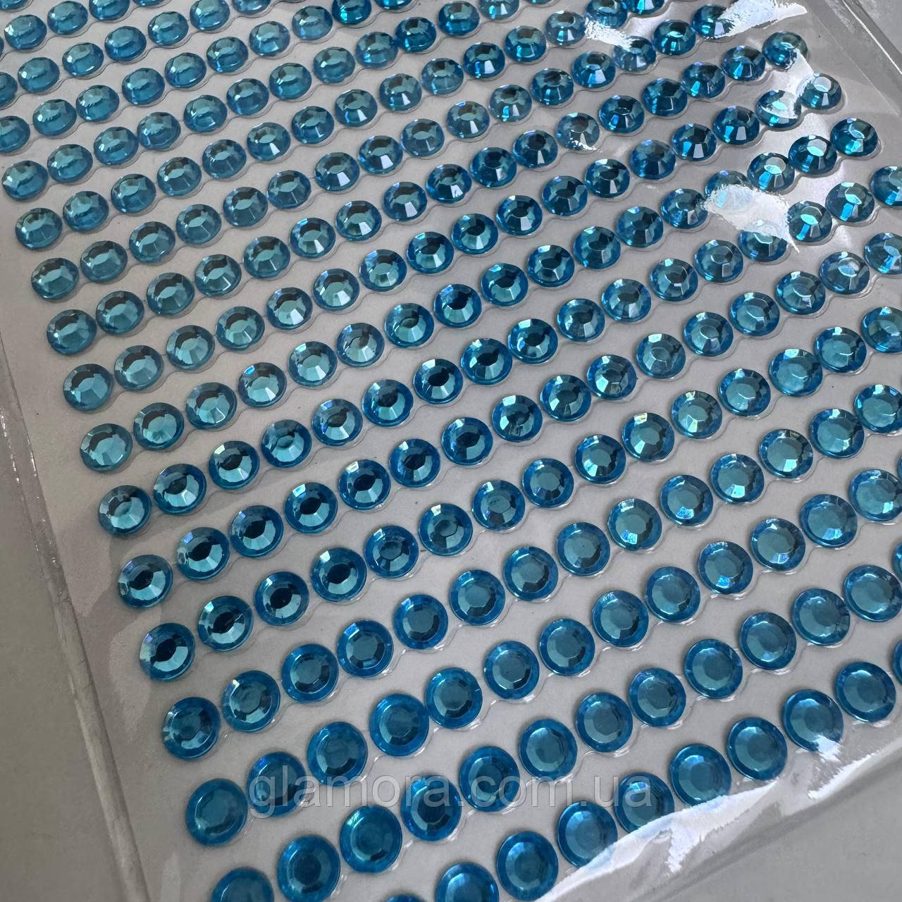 Самоклеючі акрилові стрази 5 мм, колір Aqua, 646 шт., фото 1