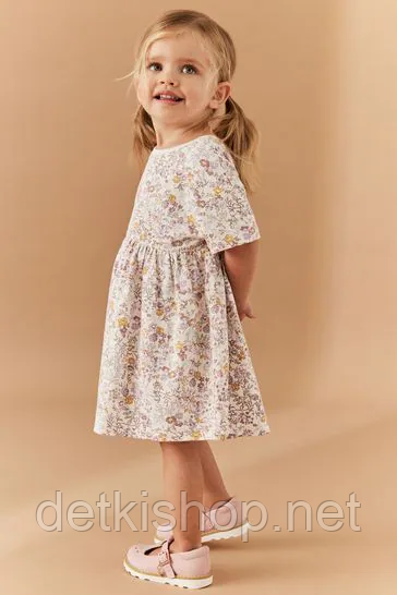 Трикотажна літня сукня для дівчинки з коротким рукавом