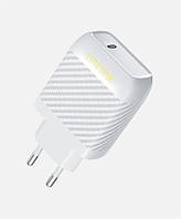 Адаптер питания для телефона Luxe cube Dynamic 18W White (4446689880643) 1USBх3A