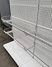 Ряд торгових стелажів перфорованих з корзинами "Колумб" 200х300 см, білі, Б/у, фото 6