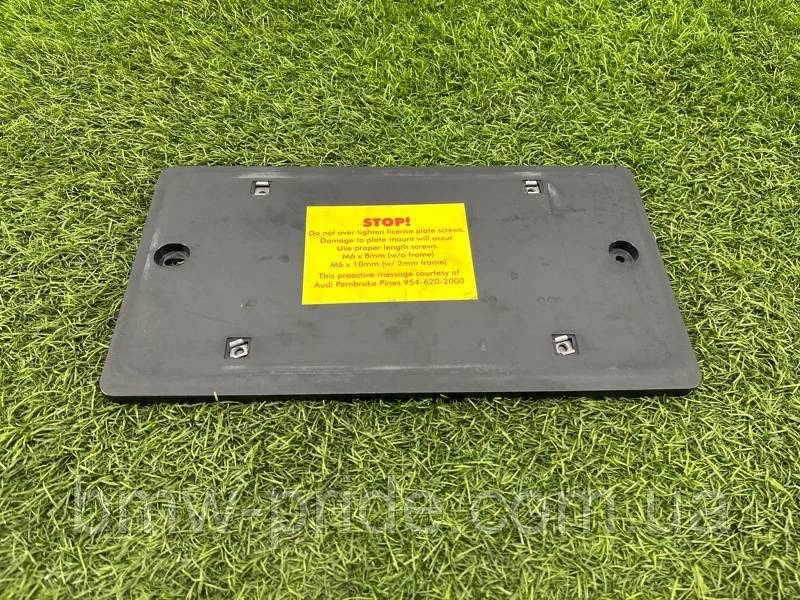 Майданчик номерного знака Audi Q5 8R 3.2 CALB 2012 задн. (б/у)