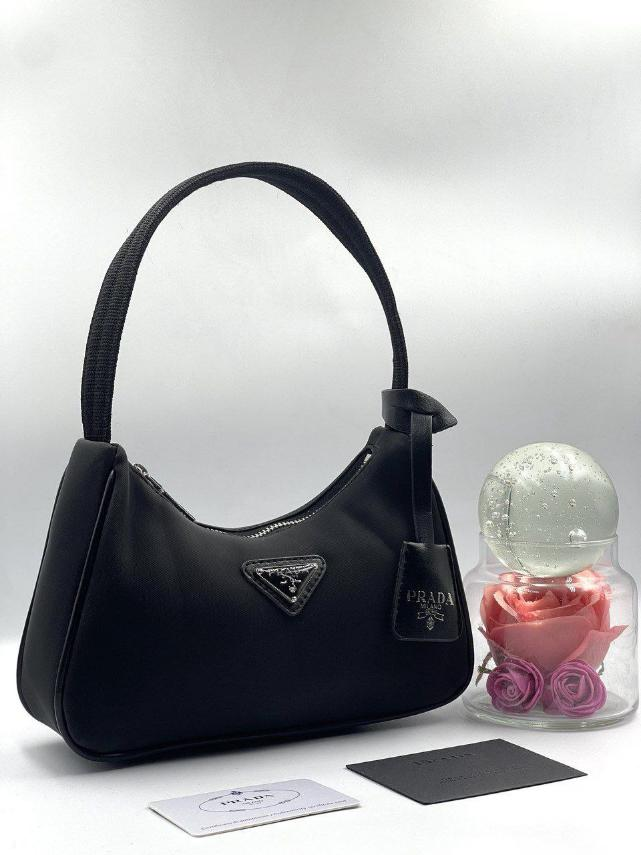 Жіноча сумка Prada на ланцюжку, 22*15 см, 930624