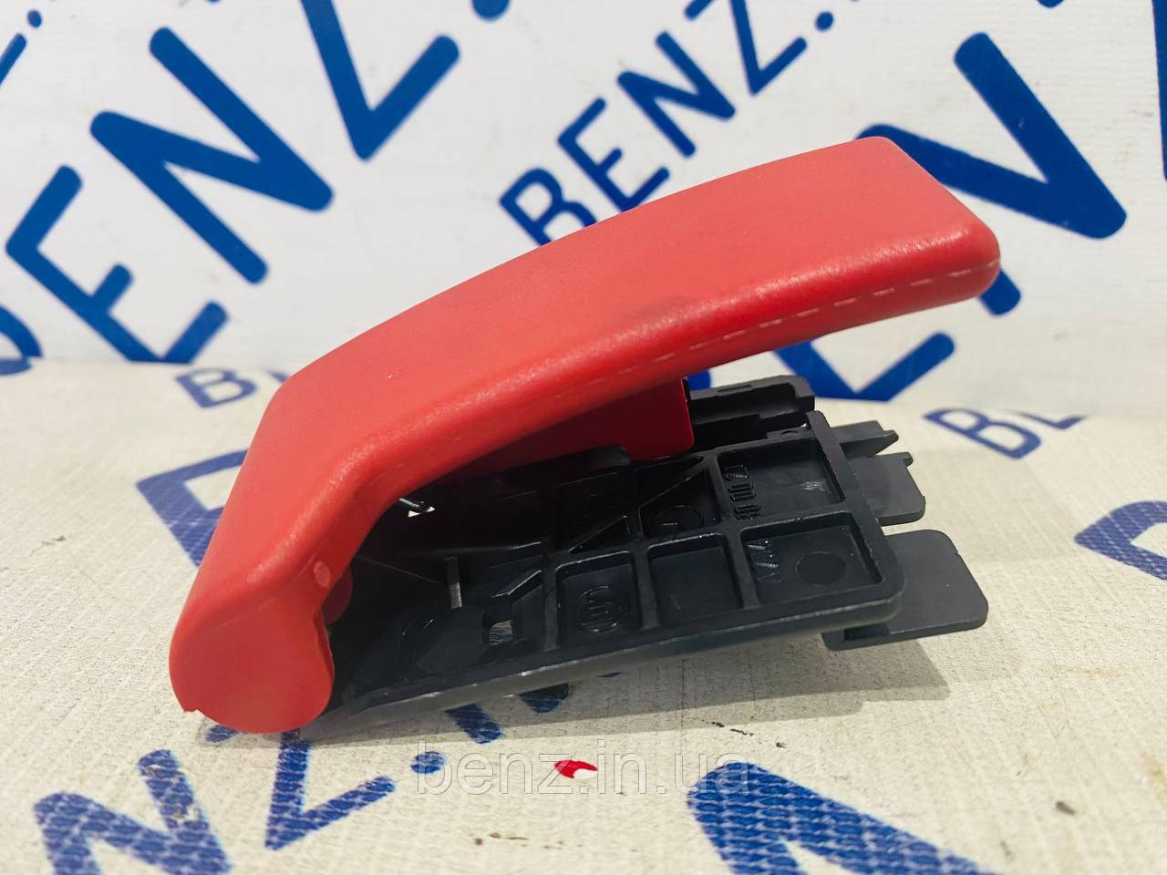 Ручка відкриття капота Mercedes W212, W204, C207, S212 A2048800020