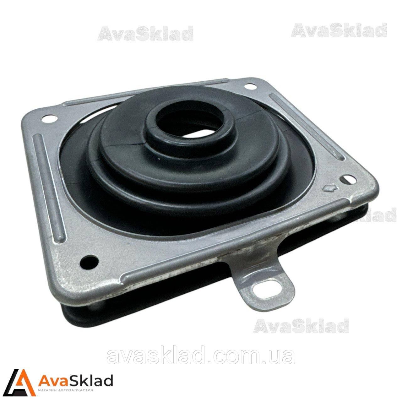 5828014080 Toyota пильнік кпп оригінал