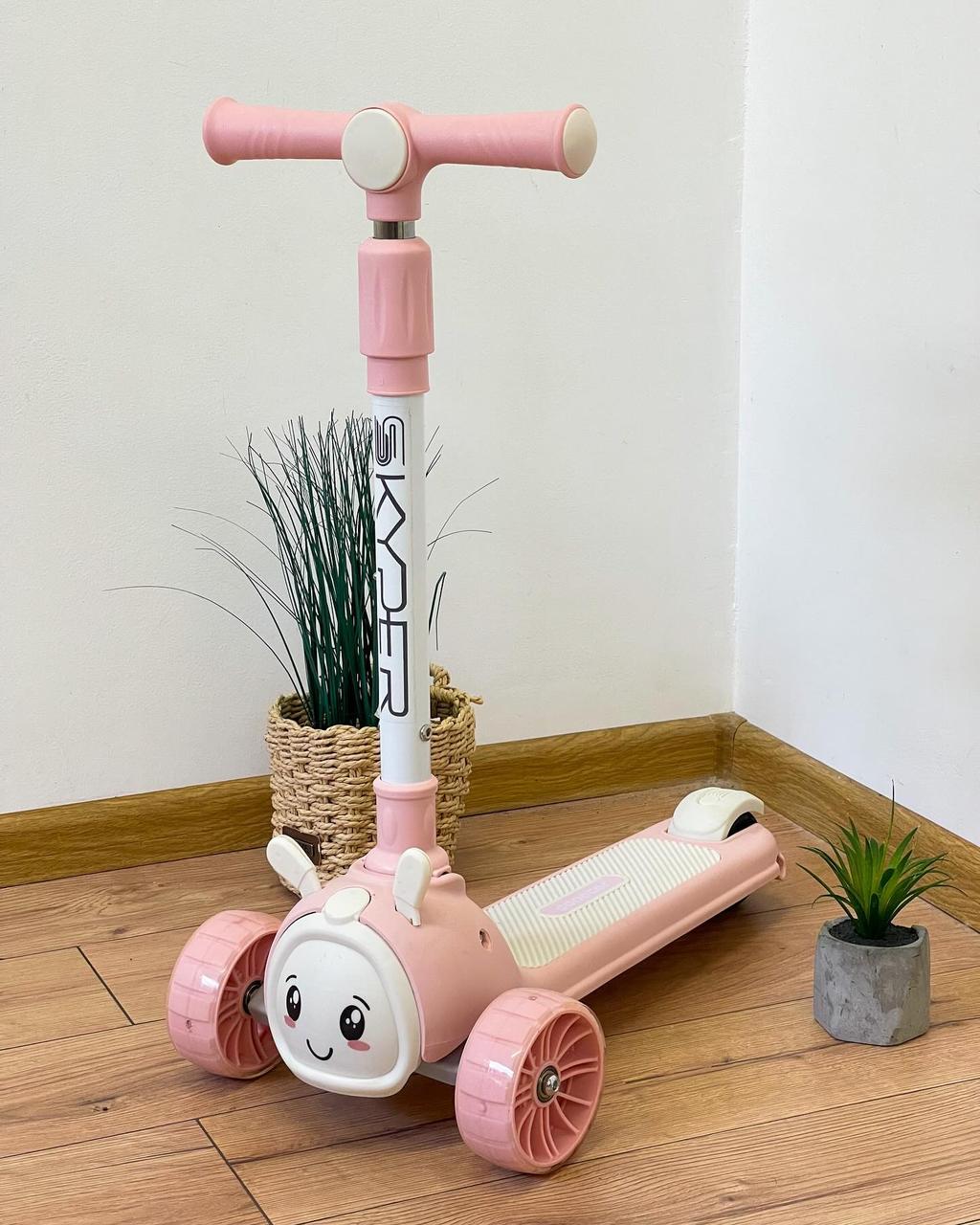 Самокат Зайчик 3-колісний, Skype, колеса PU 125х40 мм зі світлом, укр. озвучення, кермо складане, рожеве, фото 1