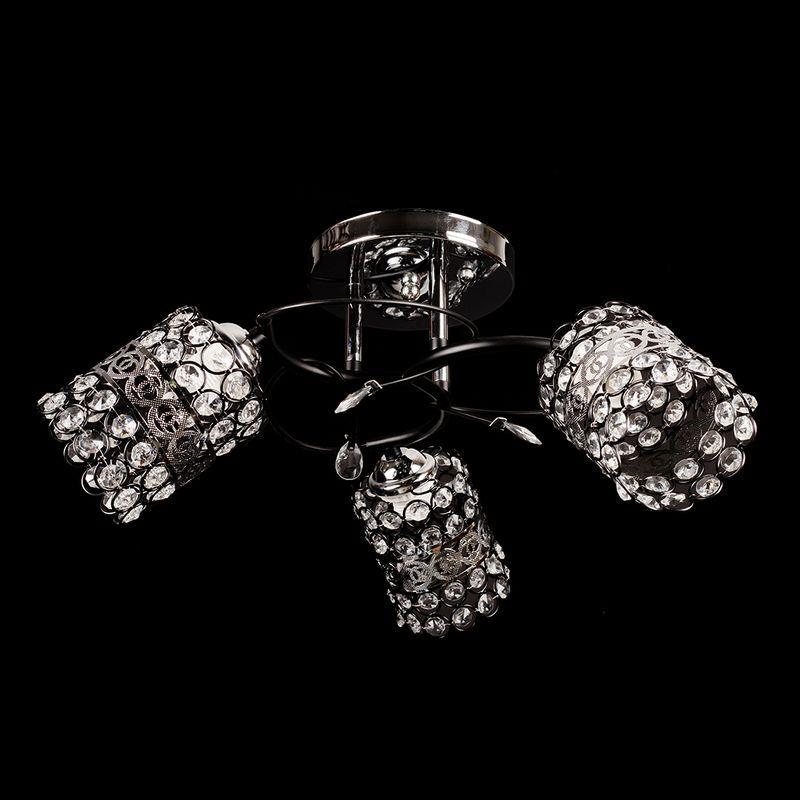 Люстра стельова на три плафони