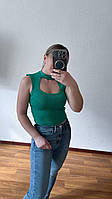 Женский стильный топ с вырезом на груди Модель: 04 зеленый