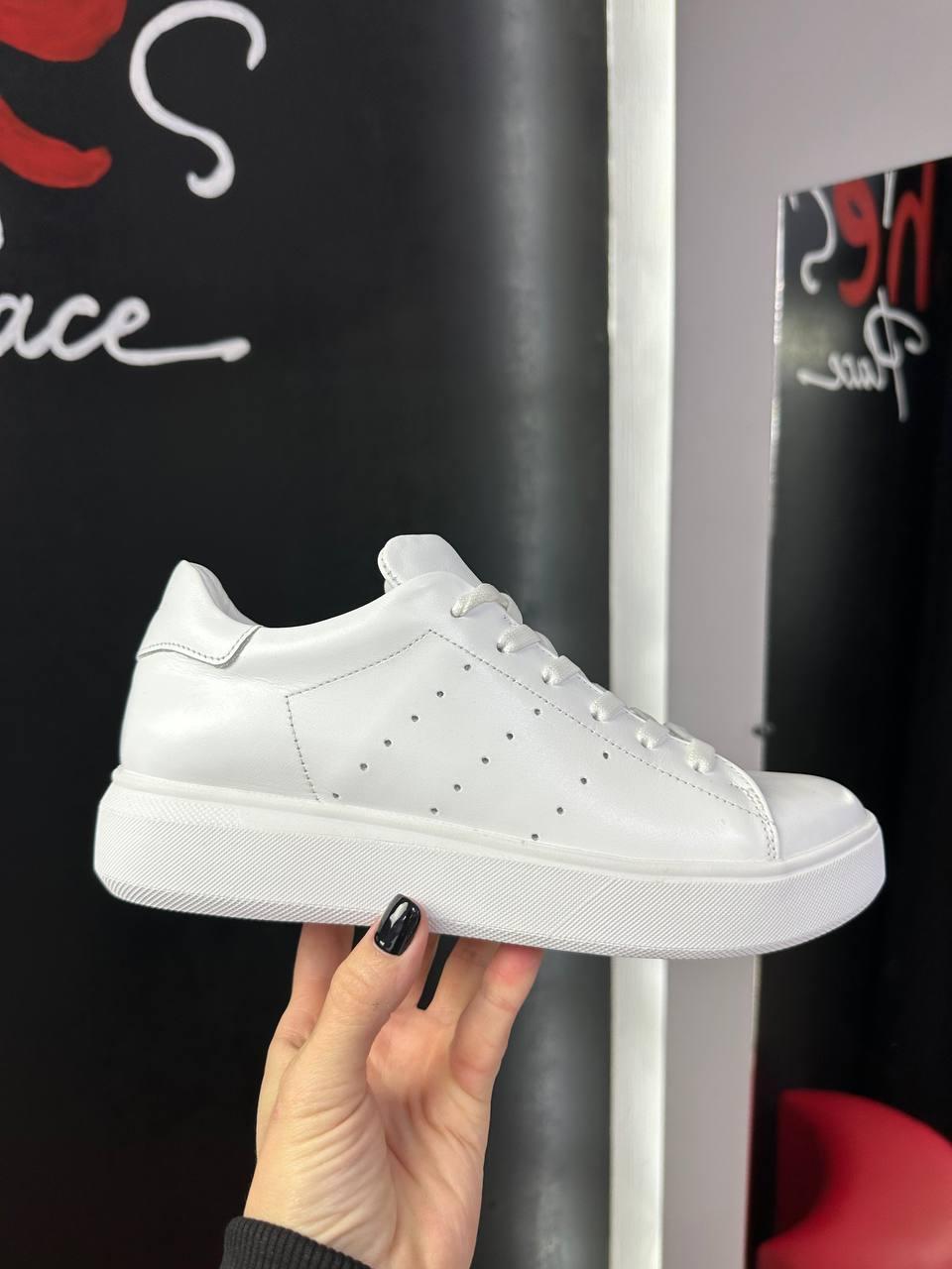 Кросівки жіночі Arcoboletto білі шкіряні весна осінь кеди повсякденні, фото 1