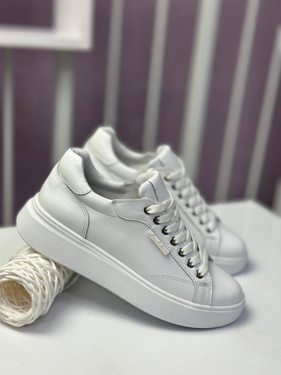 Кросівки жіночі Arcoboletto білі шкіряні кеди повсякденні демісезонні, фото 1