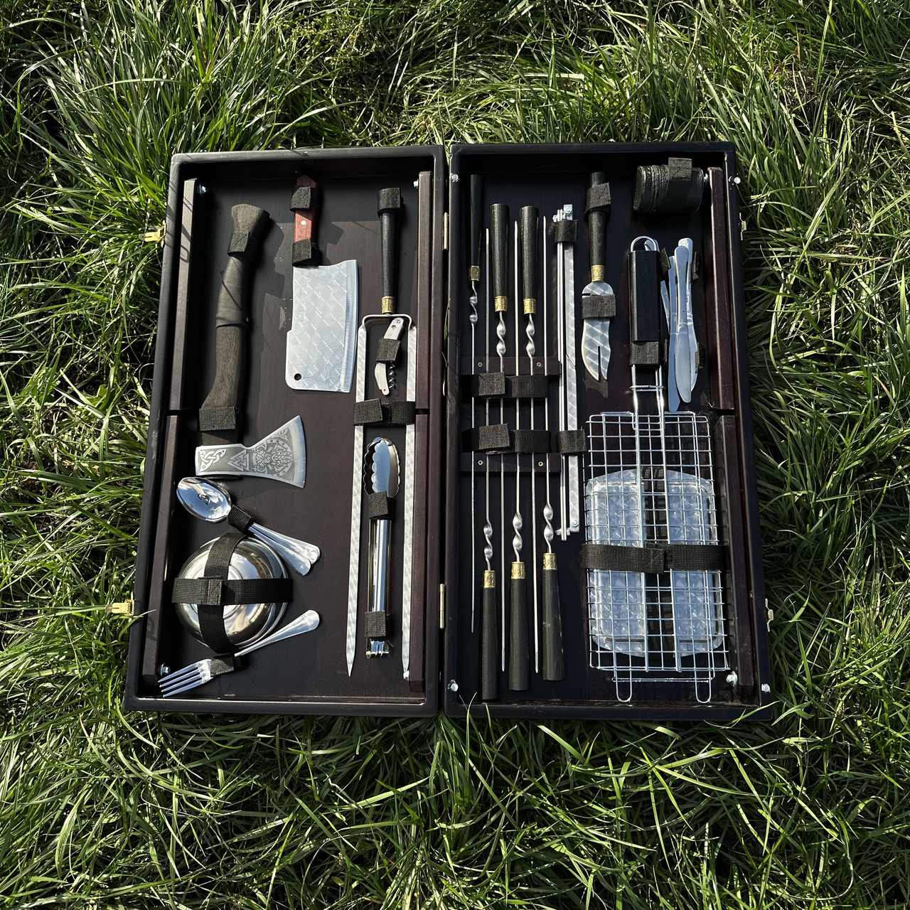 Набор для шашлыка подарочный ЗЕБРА Gorillas BBQ 38 предметов BS5