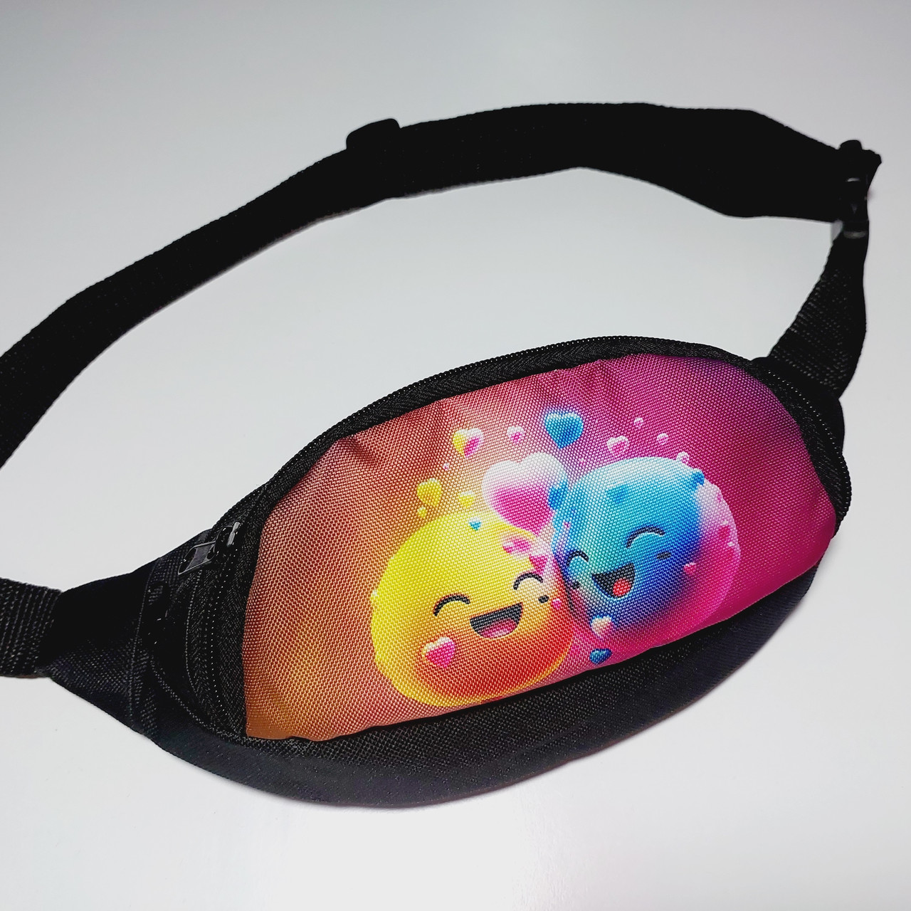 Бананка дитяча сумка для дівчинки яскравим принтом, фото 1