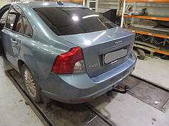 Фаркоп Volvo S40 2004-2012 (Вольво S40) польський, без підрізу бампера
