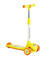 Триколісний дитячий самокат з колесами та платформою, що світиться й музикою Skyper Жовтий