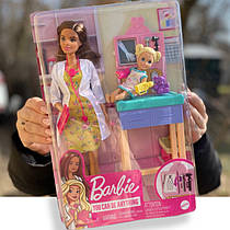 Barbie Барби Педиатр брюнетка Pediatrician Playset Brunette Doll GTN52