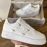 Женские кроссовки Nike Air Force 1 LX Crome Swooshes All White Найк Аир Форс Свуш белые кожа демисезон