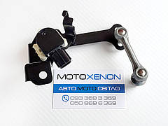 Датчик висоти підвіски Toyota Land Cruiser J200 передній правий 8940560020, 89405-60020 нахилу кузова, в зборі