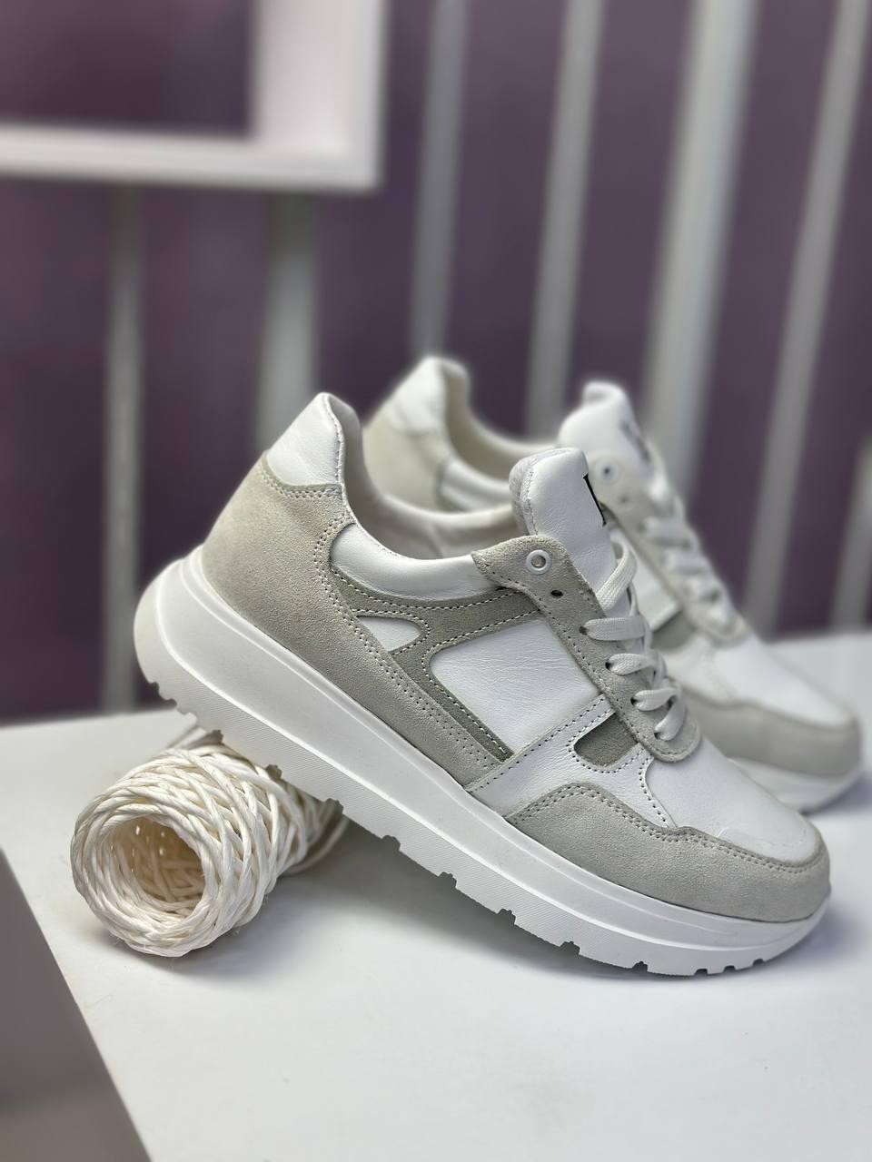 Кросівки жіночі Best Vak білі із сірим шкіряними повсякденними демісезонними спортивними, фото 1