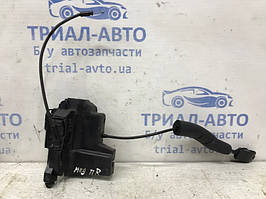 Замок дверей передній правий Renault