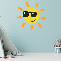 Виниловая интерьерная наклейка декор на стену (обои ) в детскую комнату  "Солнце с лучами в очках" из Оракала