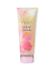 Парфумований лосьйон для тіла Victoria's Secret Velvet Petals Sol