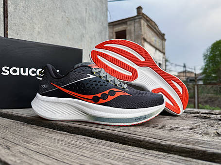 Чоловічі кросівки для бігу Saucony Ride 17 20925-110s Shadow Pepper чорні Оригінал, фото 1