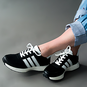 Кросівки жіночі шкіряні чорного кольору з білими вставками “Style Shoes”